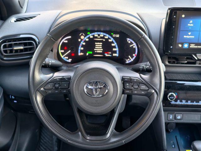 TOYOTA Yaris Cross 1.5 Hybrid AWD-i Lounge 4x4