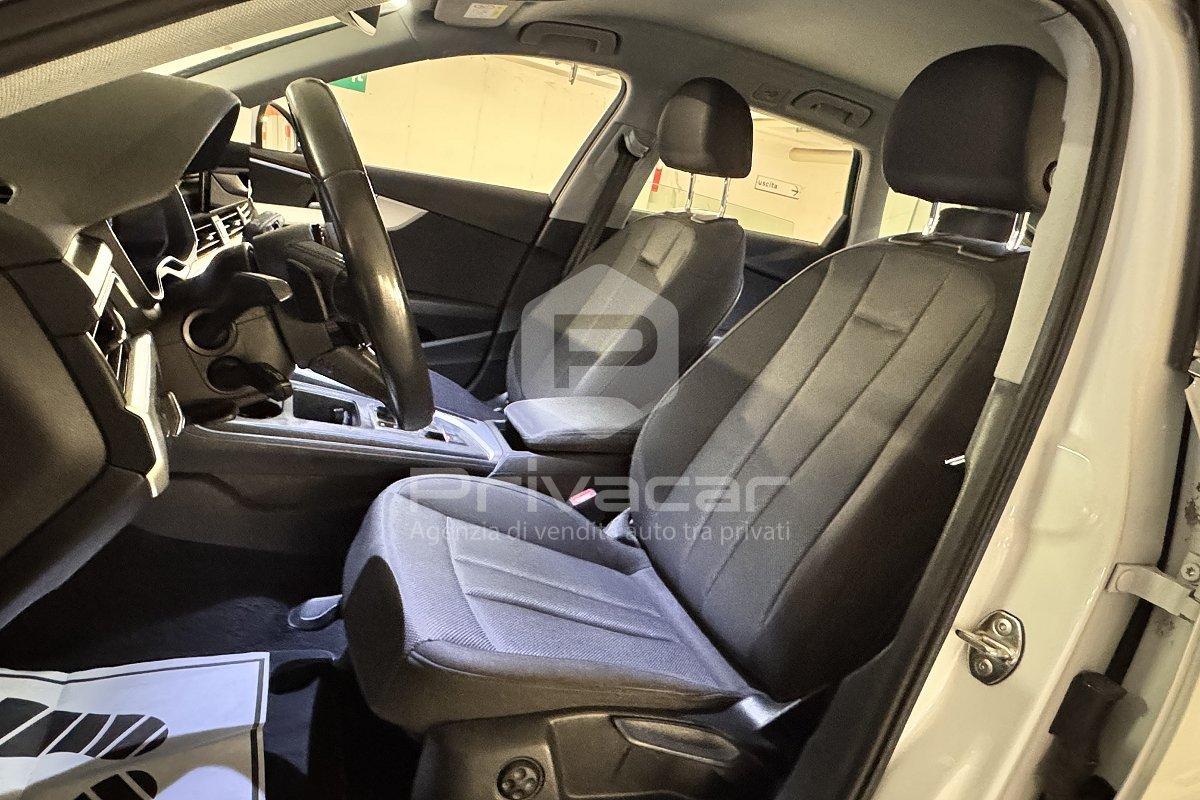AUDI A4 Avant 35 TFSI S tronic Business Advanced