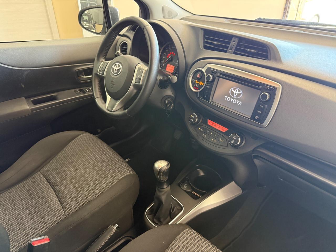Toyota Yaris 1.0 Benzina 5 porte Lounge