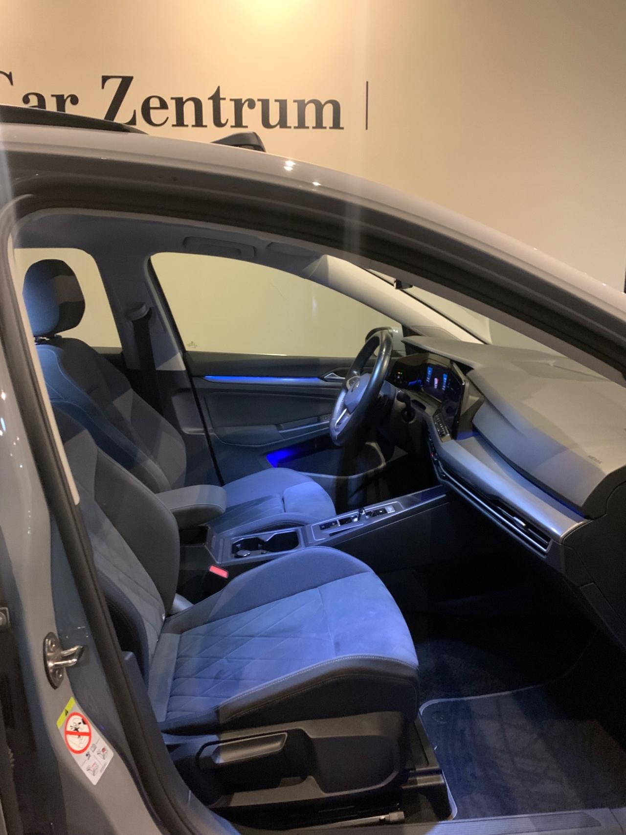 Volkswagen Golf 1.5 eTSI 150 CV EVO ACT DSG Life