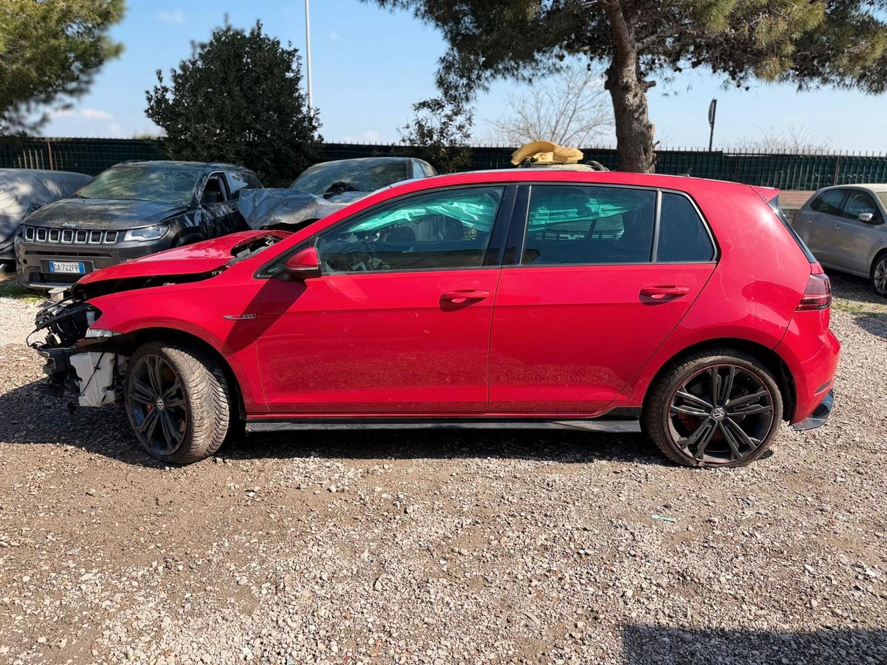 Volkswagen Golf GTI Performance 2.0 245 CV TSI 5p. BMT sinistrato