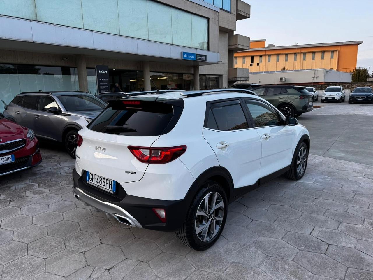 KIA STONIC 1.0 GTLINE 100CV MHEV 2022 FULL OPTIONAL