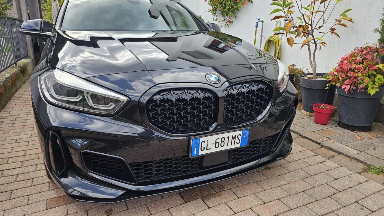 Bmw 135 M 135i xDrive Colorvision Edition