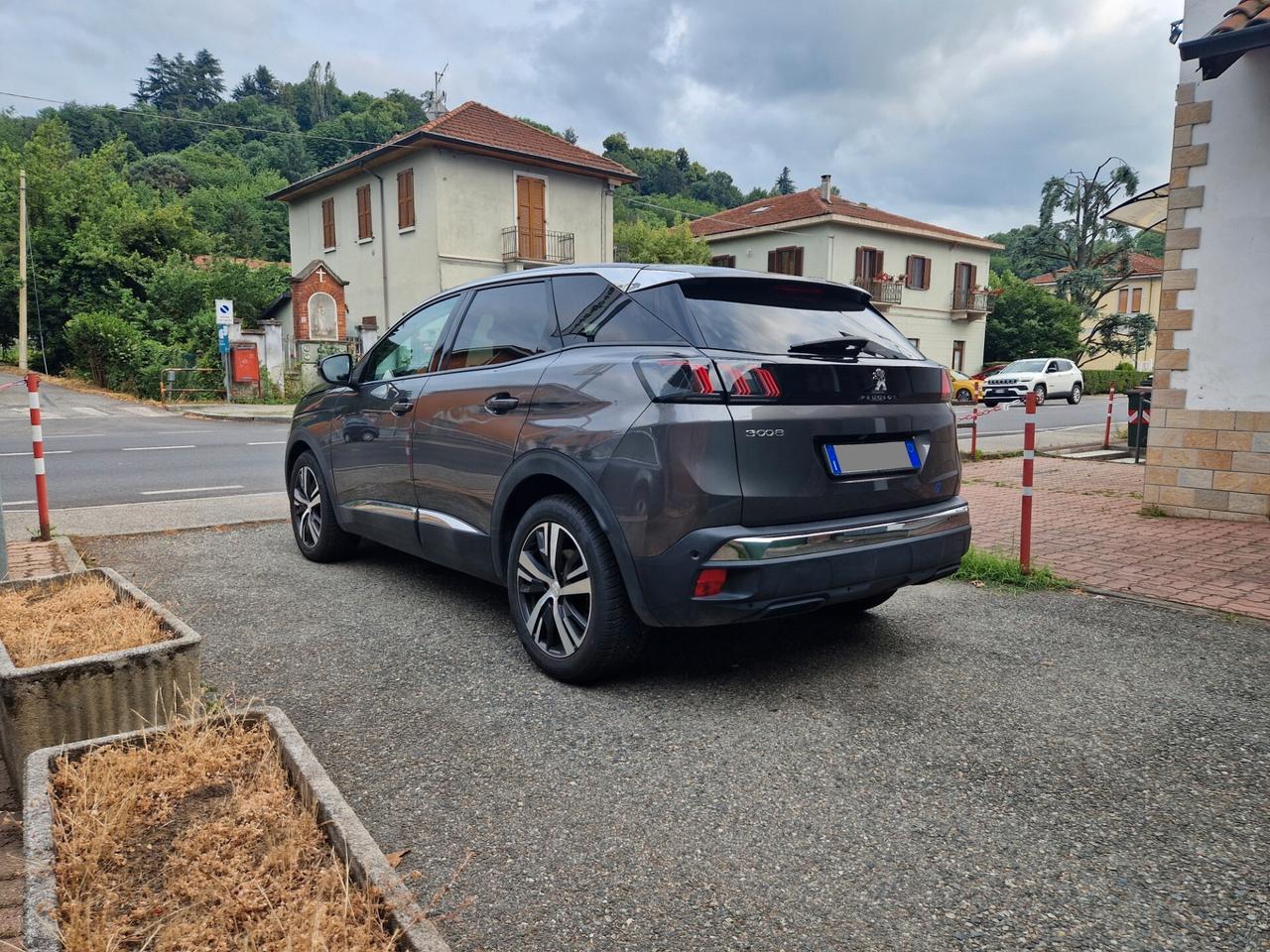 Peugeot 3008 1.5 130CV "67.200 km" AUTOMATICA, Carplay, Telecamera 360