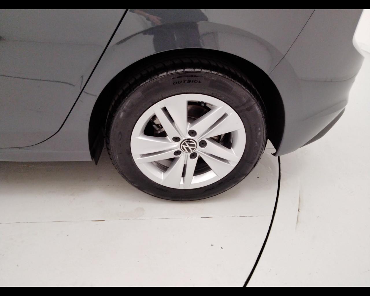 VOLKSWAGEN Golf VIII 2020 - Golf 1.0 etsi evo Life 110cv dsg