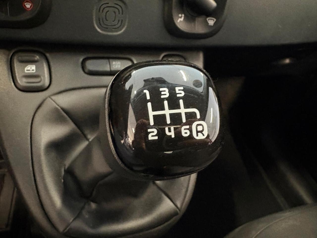 Fiat Panda EASY 1.0 FireFly Hybrid UNICO PR.