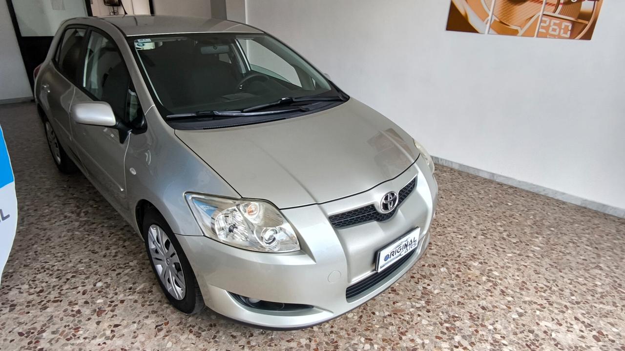Toyota Auris 1.4 D-4D 5 porte Sol MY'08