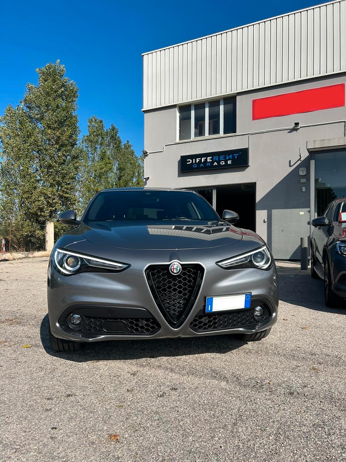 Alfa Romeo Stelvio 2.2 Td 210 cv AT8 Q4 Veloce