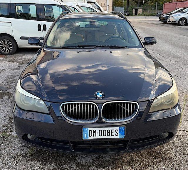 BMW 530 xd Touring Futura c/pelle