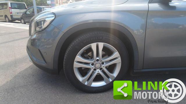 MERCEDES-BENZ GLA 200 CDI Automatic Sport