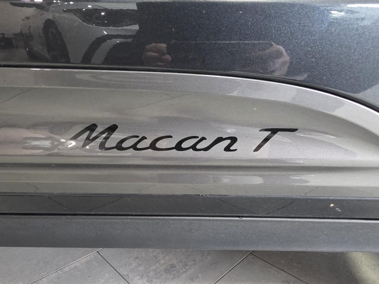 Porsche Macan T 2.0 FULL TETTO PASM TAGLIAND #7511