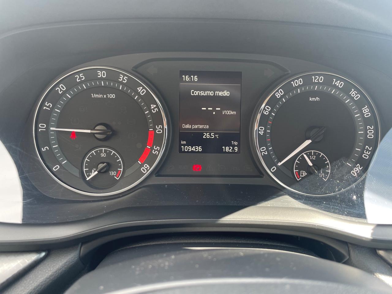 Skoda Octavia 2.0 TDI EVO SCR Wagon Executive