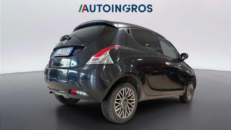 Lancia Ypsilon 1.2 Gold