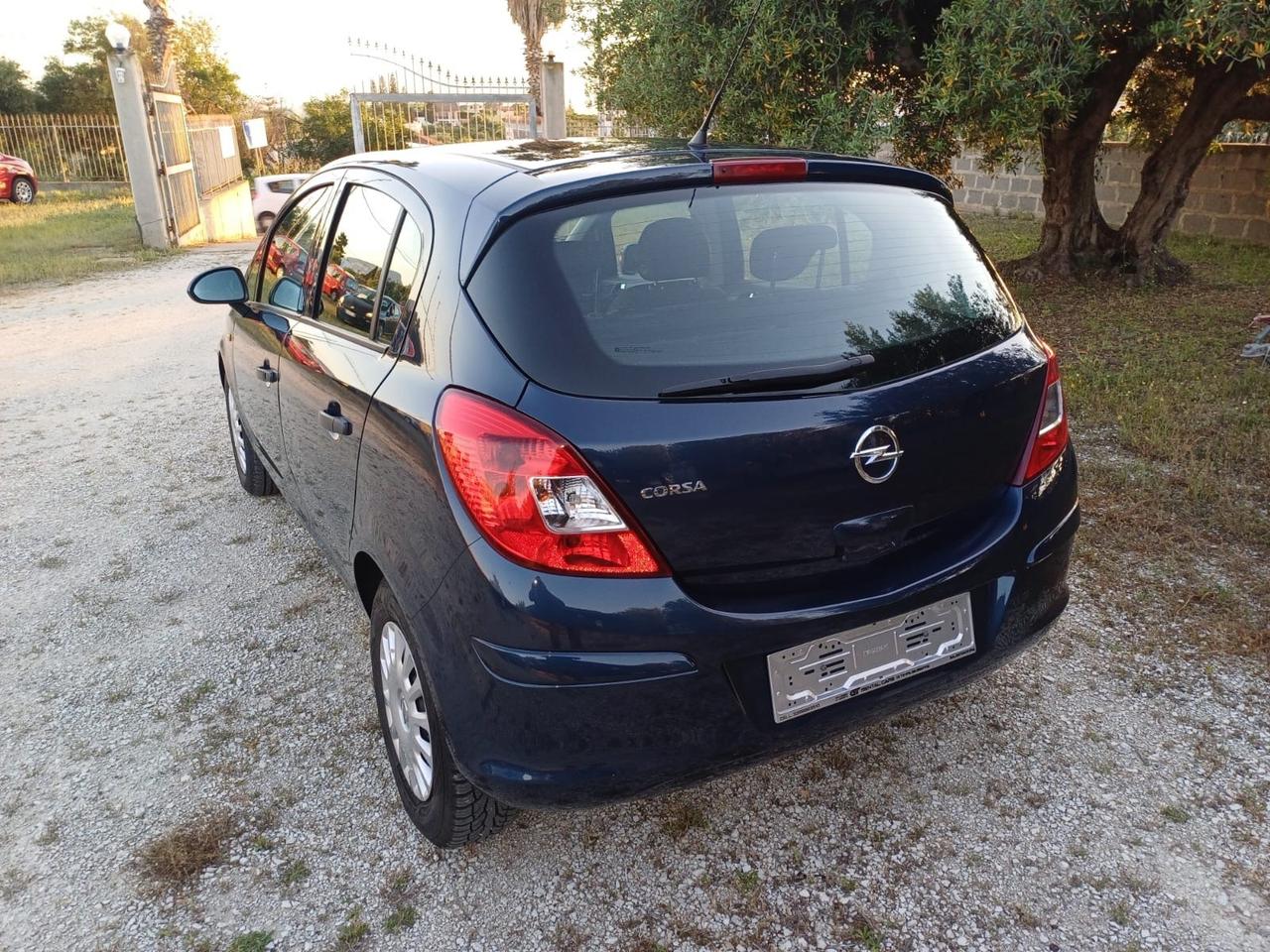 Opel Corsa 1.2 - 2014 5p