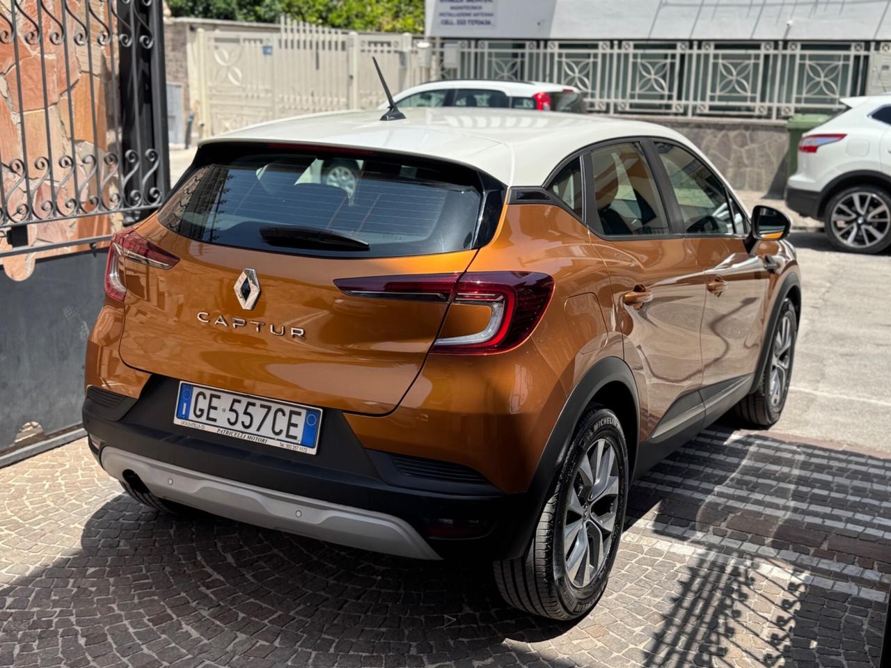 Renault Captur TCe 100 CV Intens