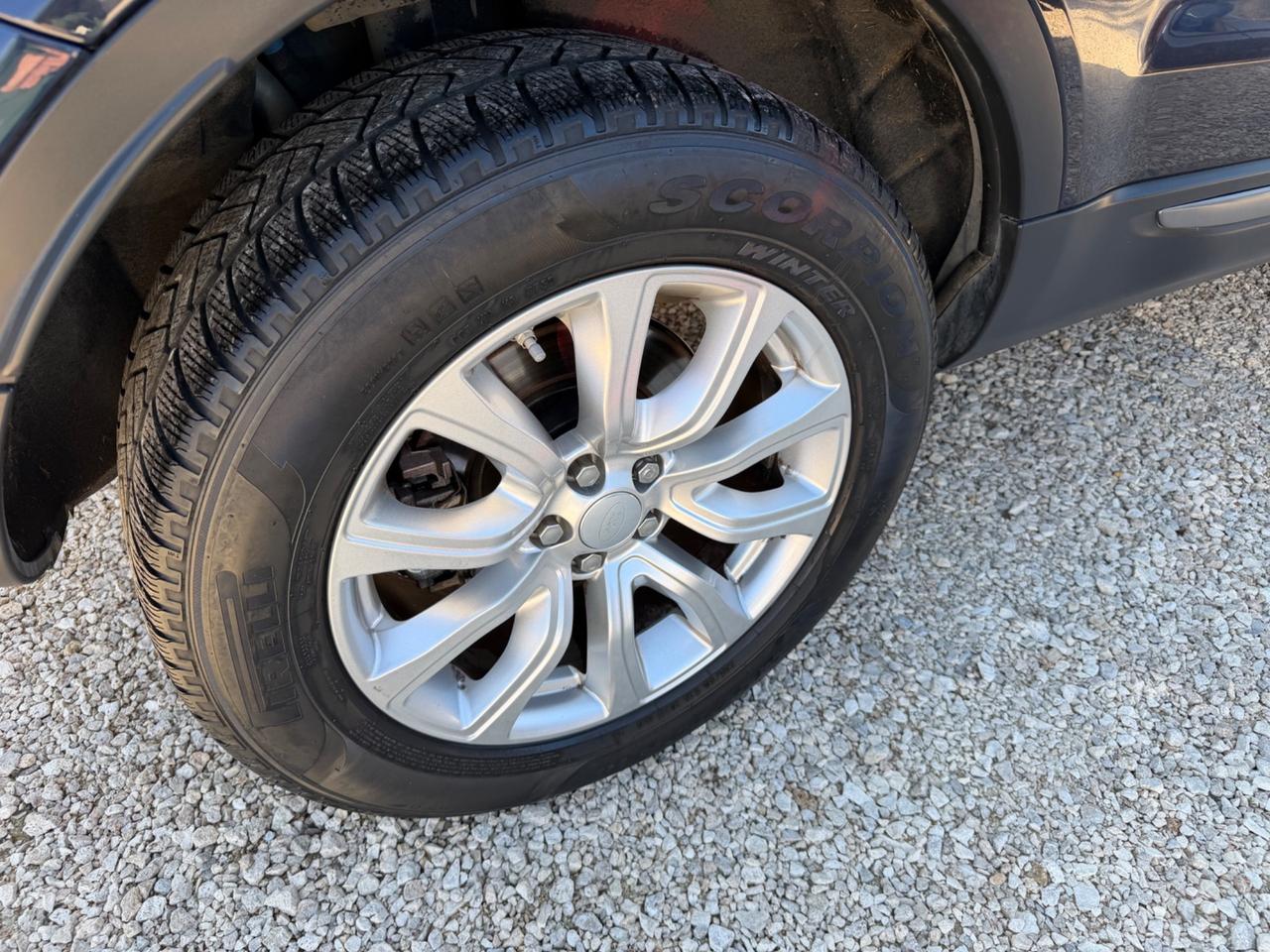 Land Rover Range Evoque 2.0 eD4 5p. Business Edition SE