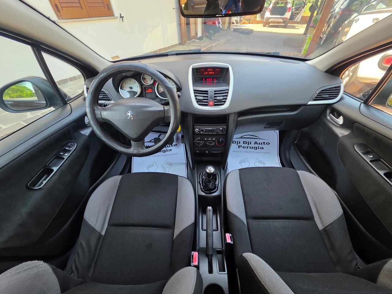 Peugeot 207 1.4 HDi 70CV 5p. X Line