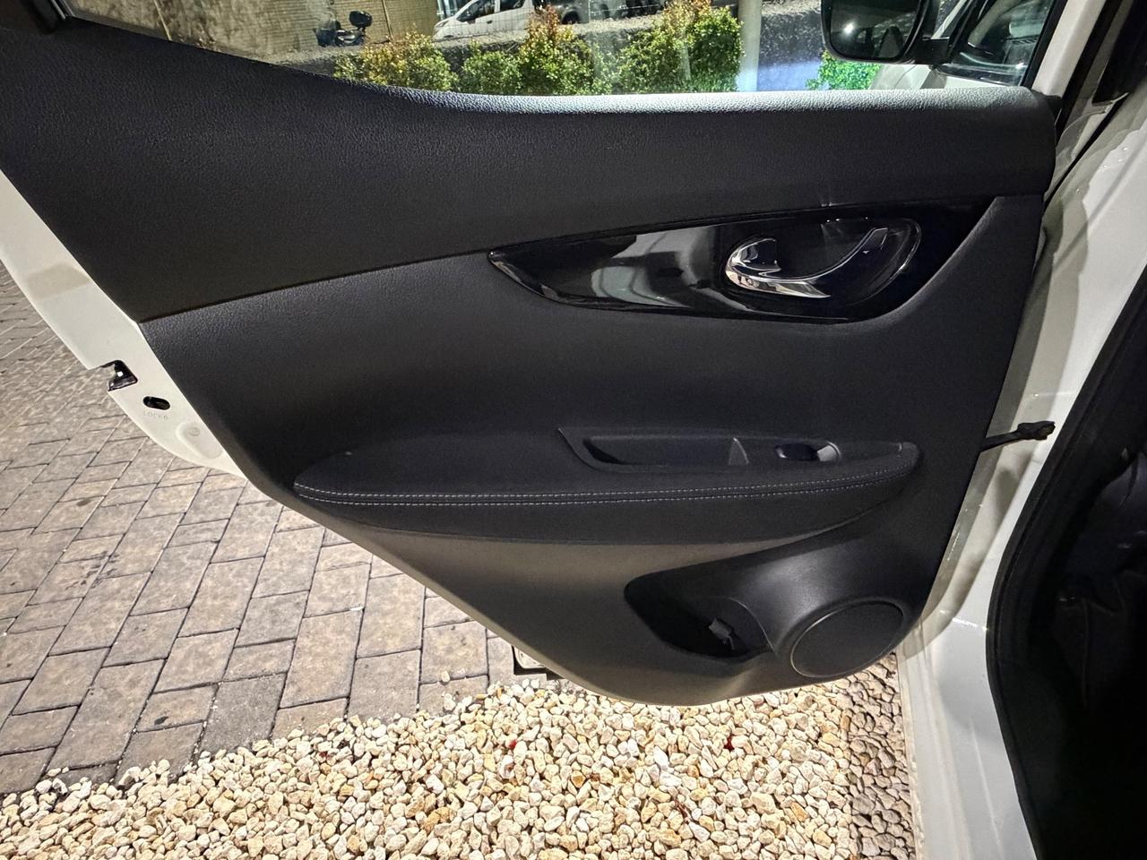 Nissan Qashqai 1.5 dCi Visia