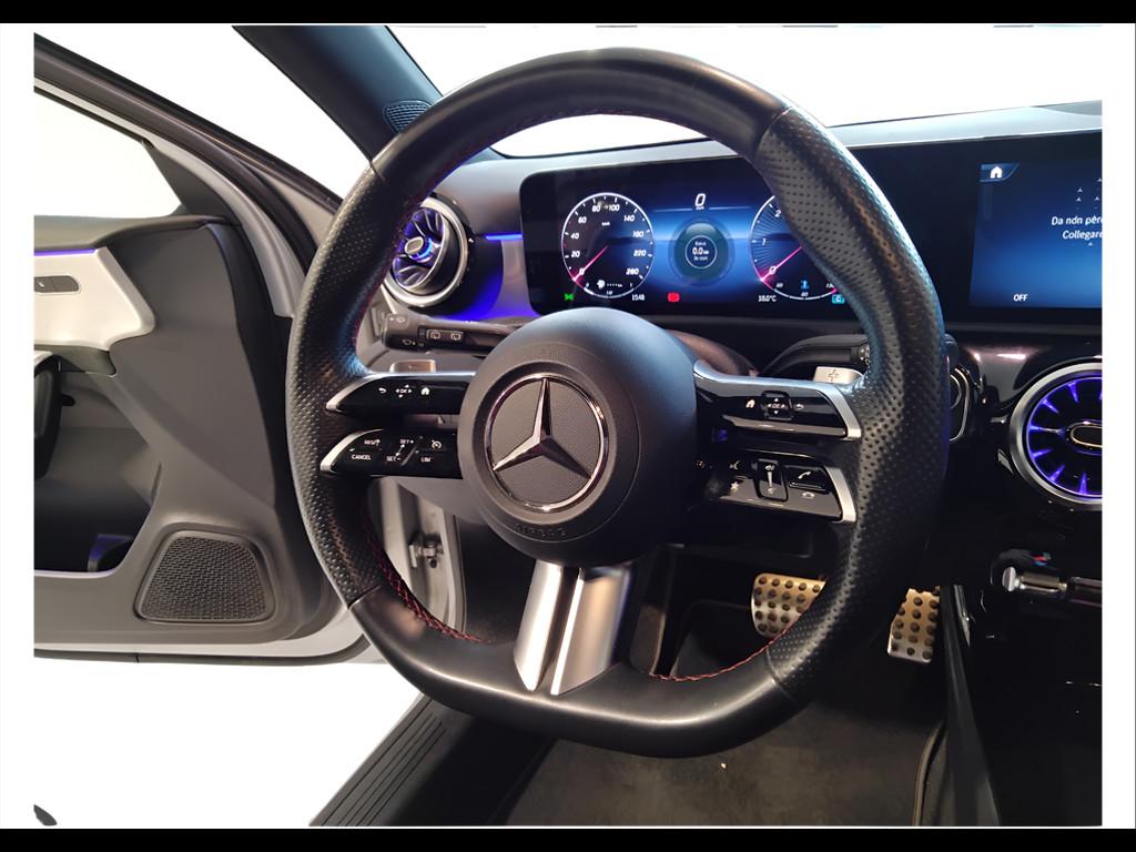 Mercedes-Benz Classe A - W177 2023 - A 200 d AMG Line Advanced Plus auto