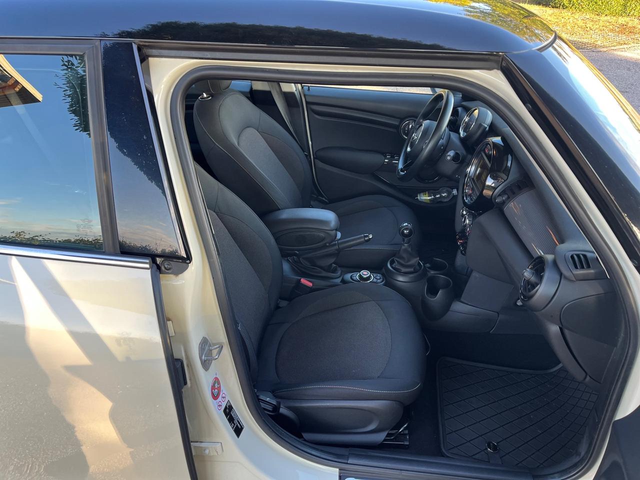 Mini 1.5 Cooper D 5 porte