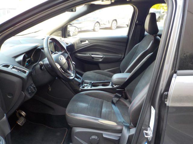 FORD Kuga 1.5 TDCI 120CV S&S 2WD Powershift ST-Line