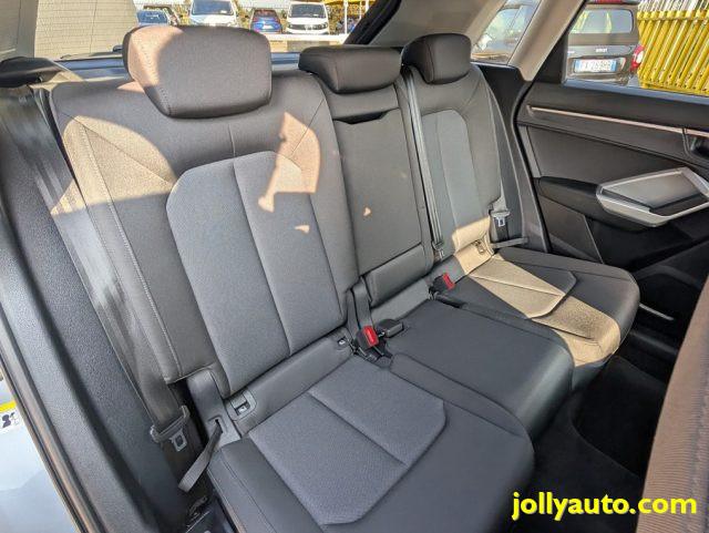 AUDI Q3 45 TFSI e S tronic Business Plug in Hybrid