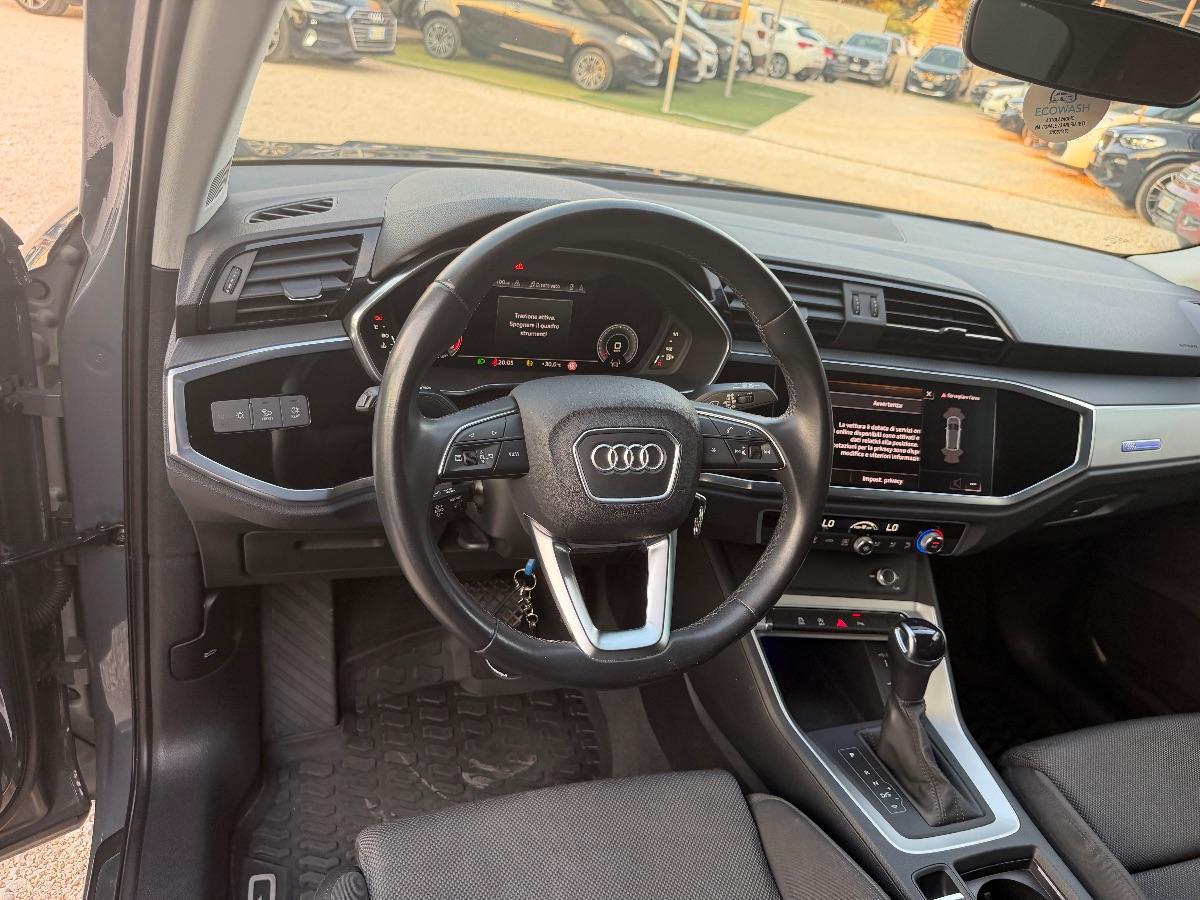 AUDI - Q3 - 2.0 TDI 150CV S tronic Design