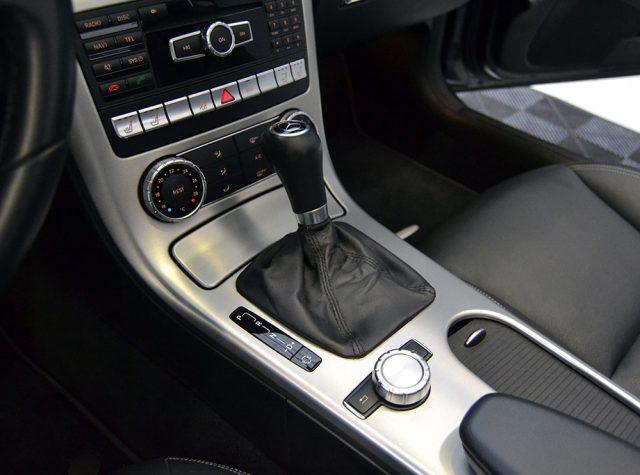 MERCEDES-BENZ SLK 200 Sport Automatica - Pelle - Air Scarf
