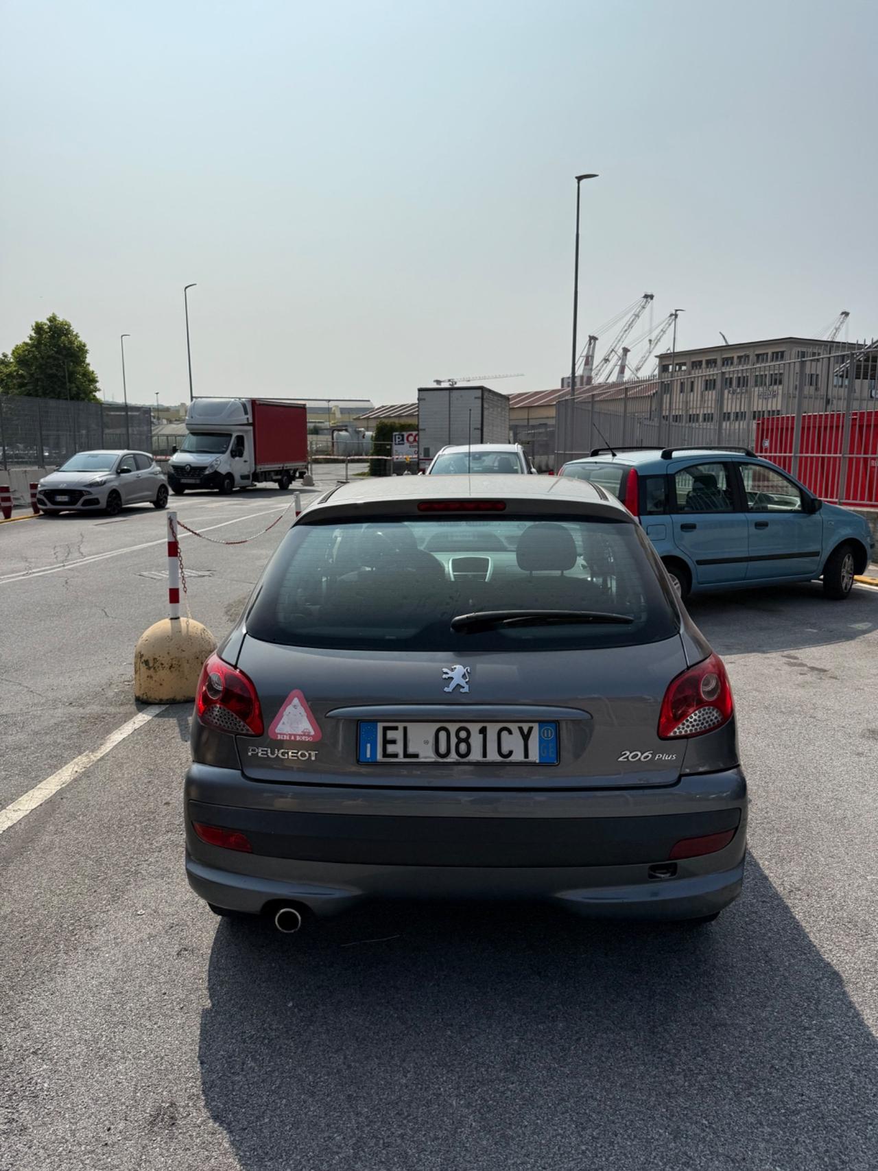 Peugeot 206 Plus 1.1 60CV 5p. Energie