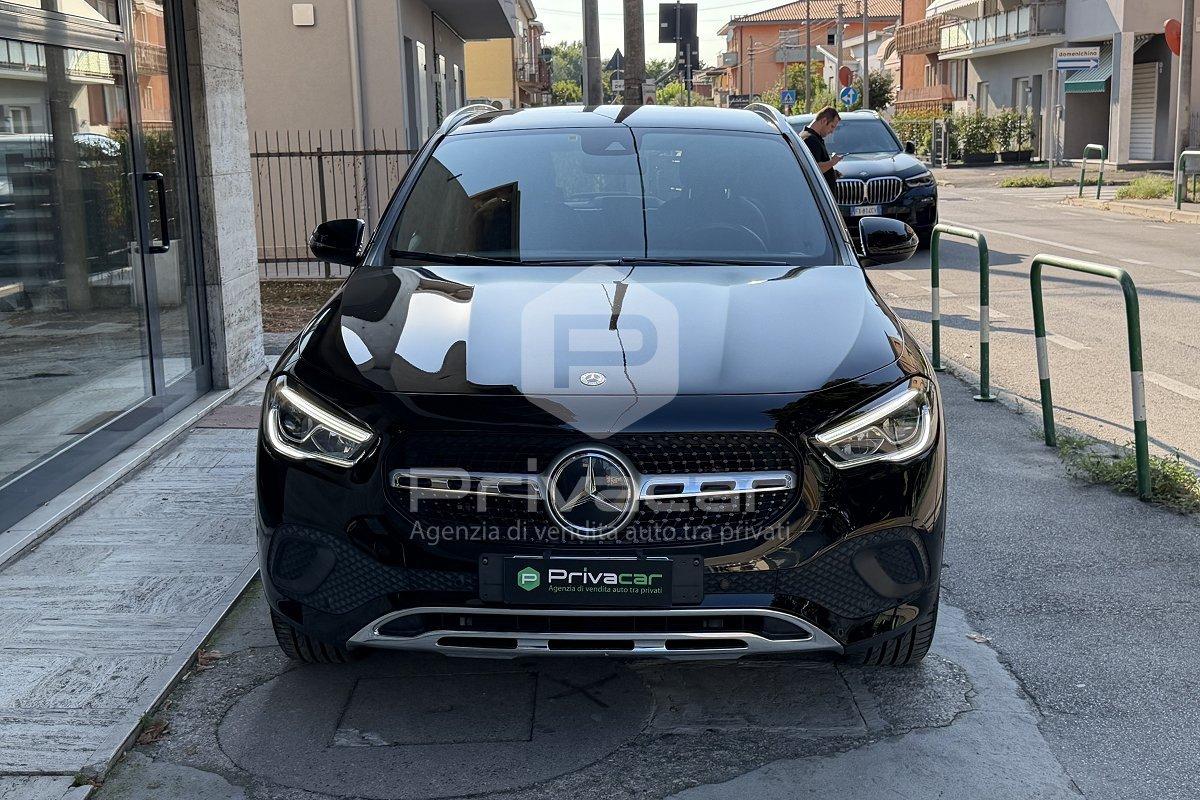 MERCEDES GLA 180 d Automatic Sport