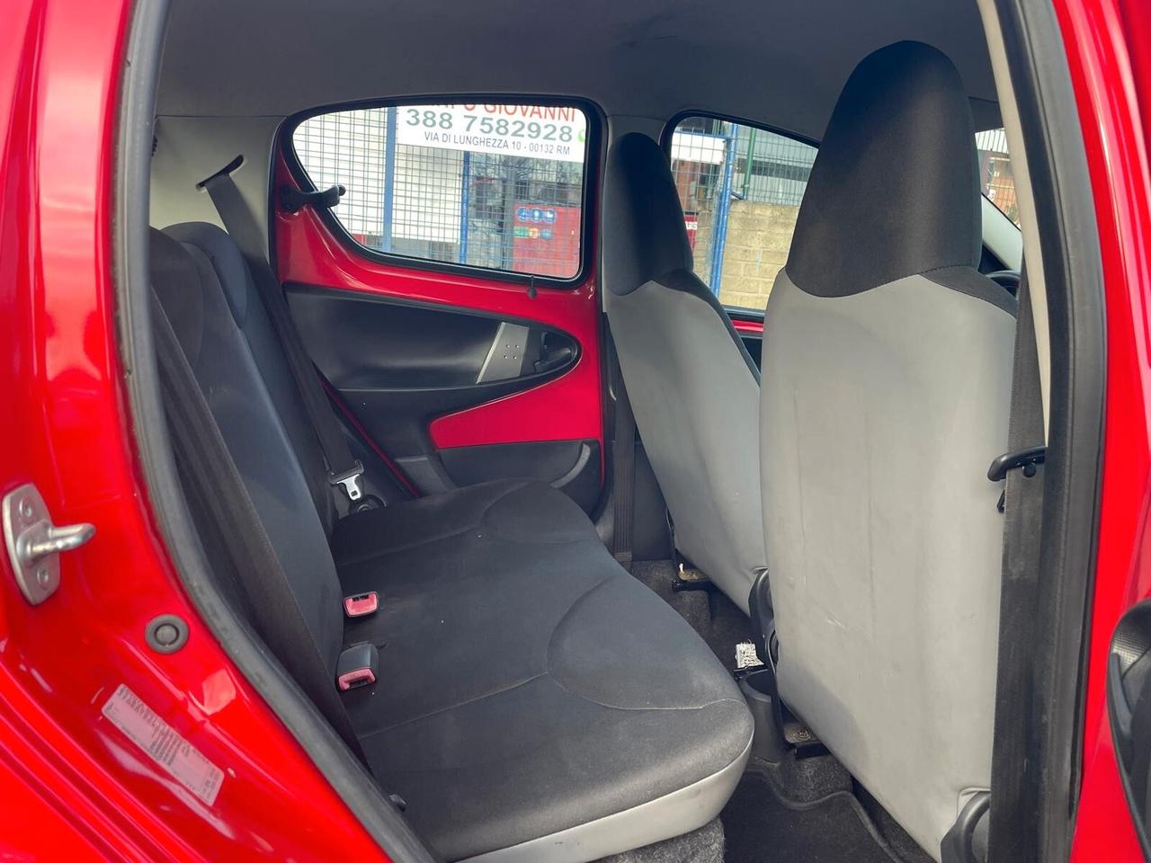 Toyota Aygo 1.0 12V VVT-i 5 porte Active Connect