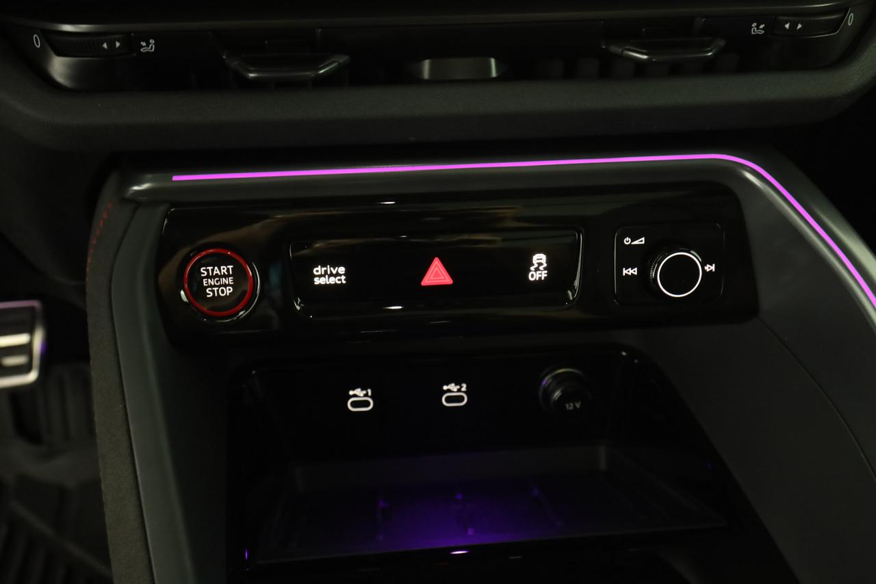 AUDI Q5 3° serie Q5 TDi 150 kW mHEV+ S tronic quattro S line editio