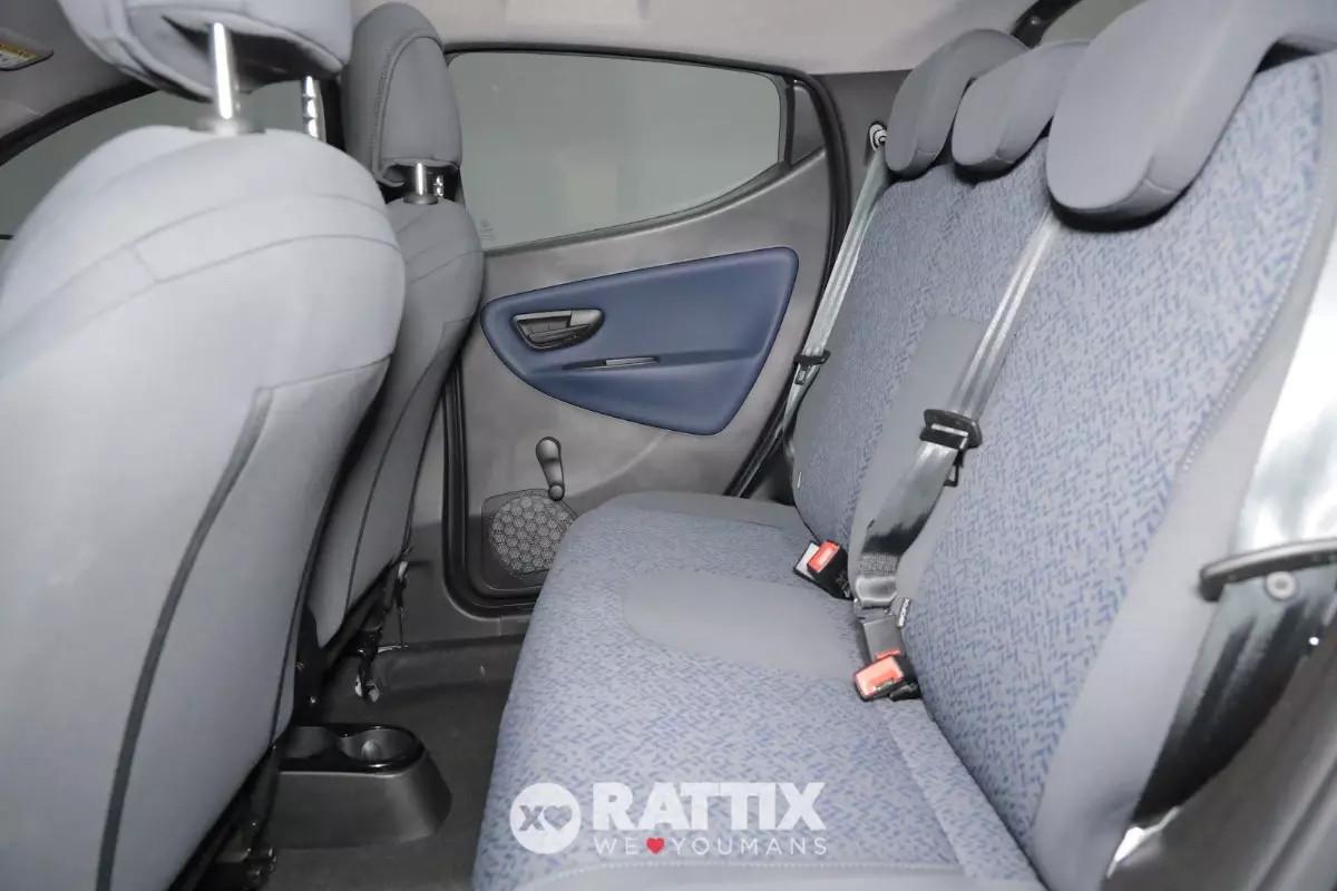 Lancia Ypsilon 1.0 Firefly Hybrid 70CV Silver 5p.ti