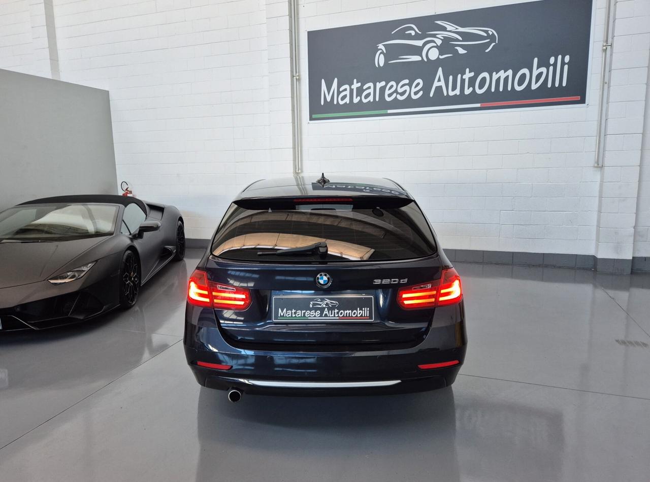 BMW 320 touring modern 2.0d 184cv Automatica Navigatore