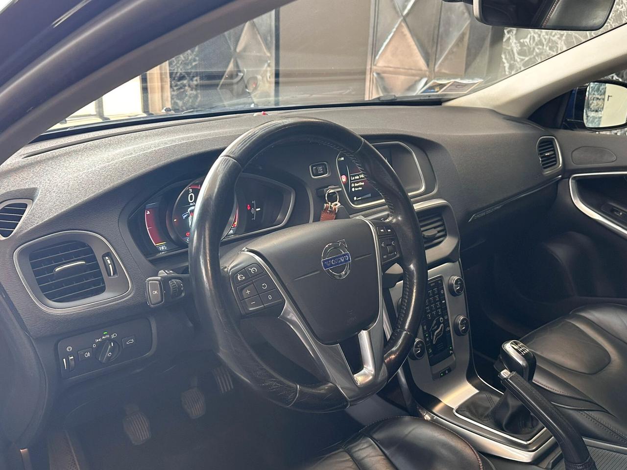 Volvo V40 Cross Country D4 Ocean Race