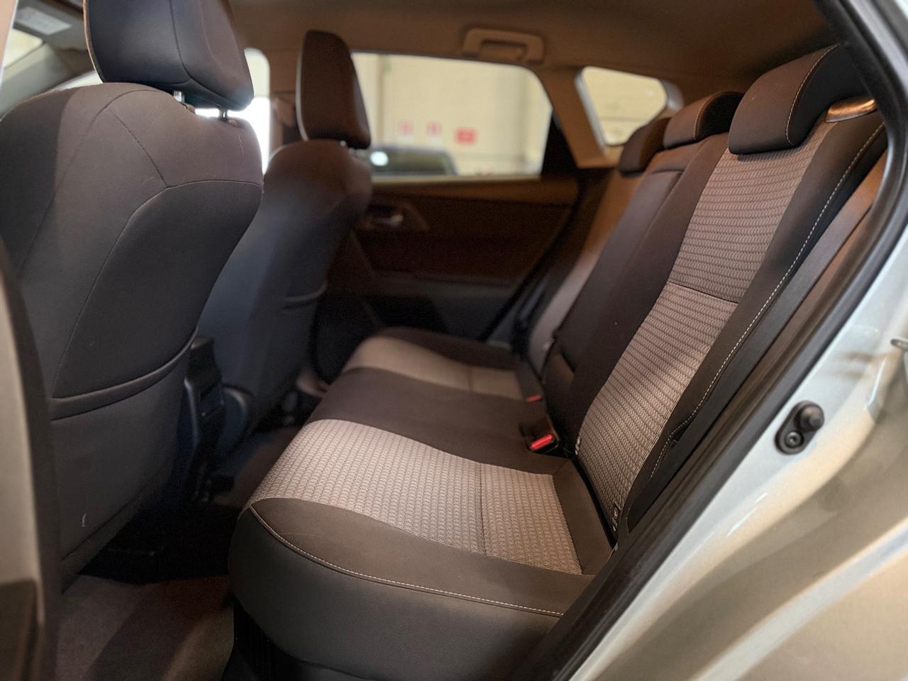 Toyota Auris 1.8 Hybrid Black Edition AUTOMATICA NEOPATENTATI