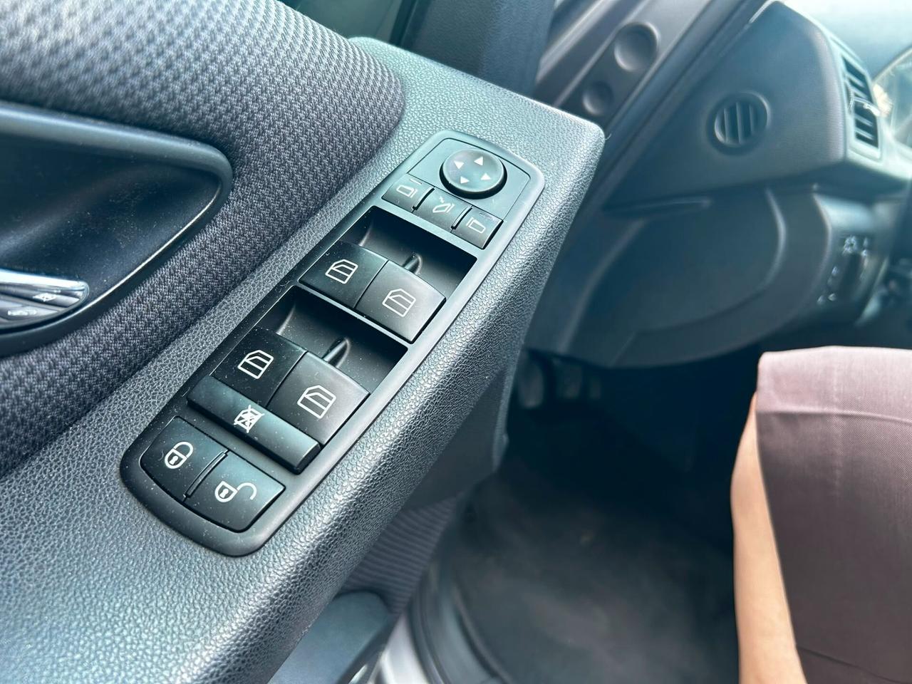 Mercedes A 180 CDI X NEOPATENTATI 2011