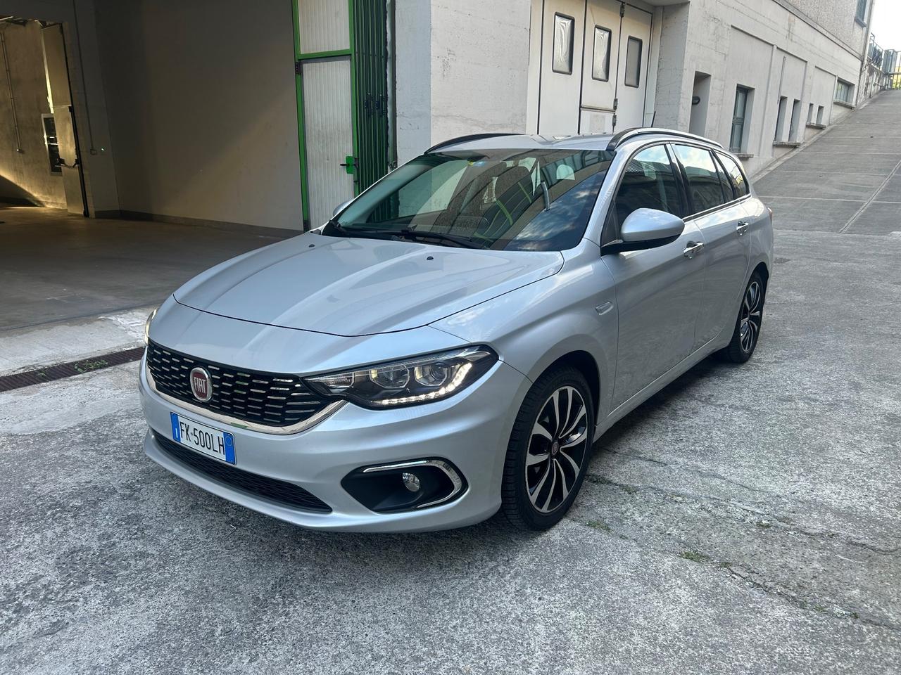 Fiat Tipo 1.6 Mjt S&S SW Lounge