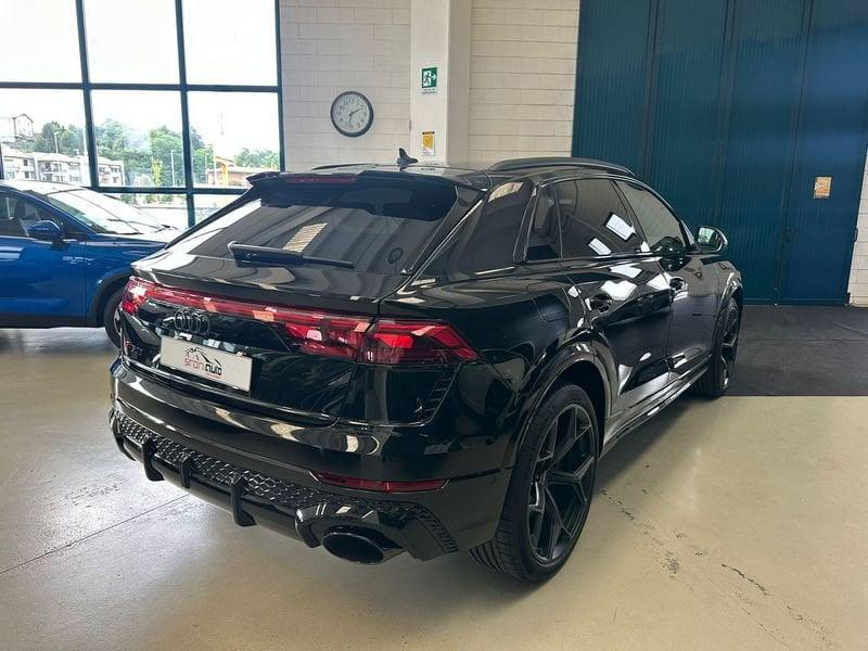 Audi Q8 RS TFSI V8 quattro tiptronic Performance