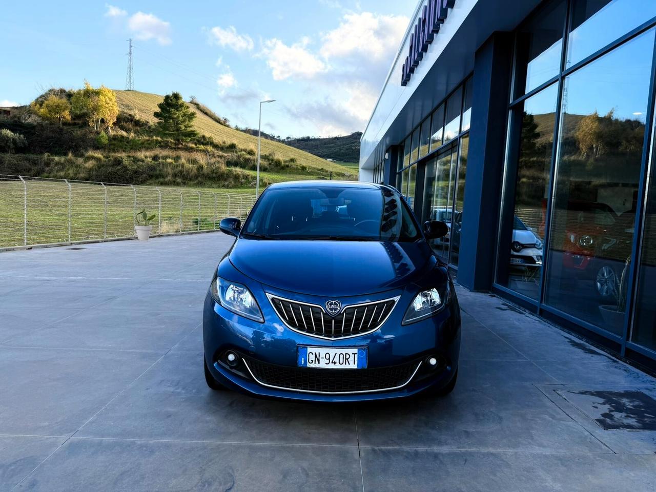 Lancia Ypsilon 1.0 FireFly 5 porte S&S Hybrid Gold Plus