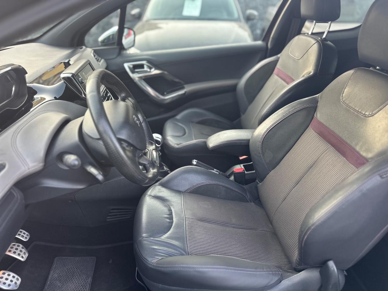 Peugeot 208 1.6 e-HDi 115 CV Stop&Start 3 porte XY