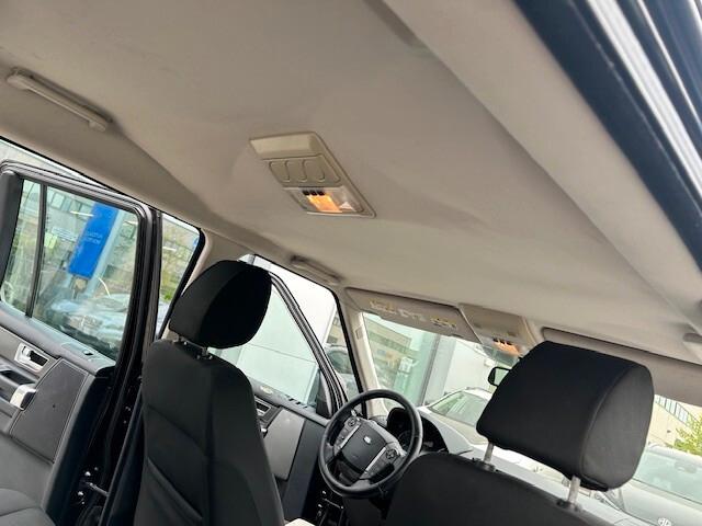 Land Rover Discovery 4 3.0 SDV6 255CV SE