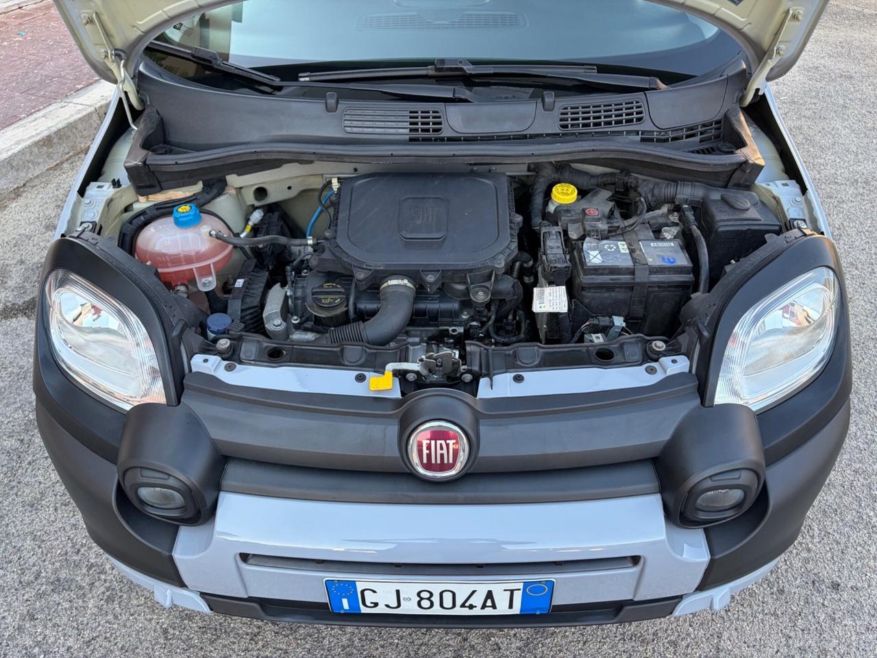 Fiat Panda 1.0 FireFly S&S Hybrid City Cross unico