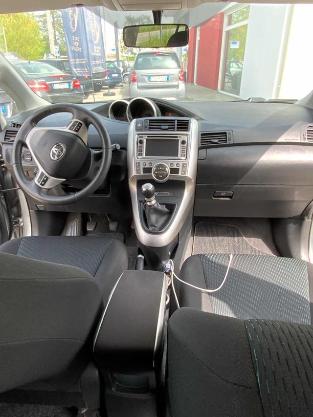 TOYOTA Verso 2.0 D Sol 7 posti