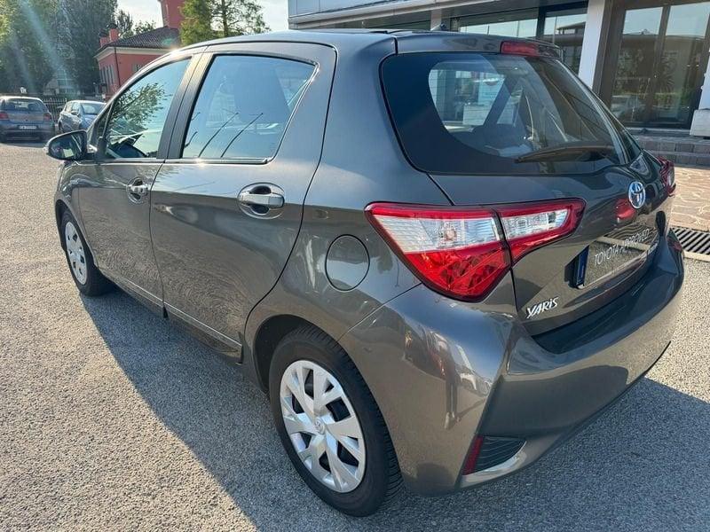 Toyota Yaris 1.5 Hybrid 5 porte Active