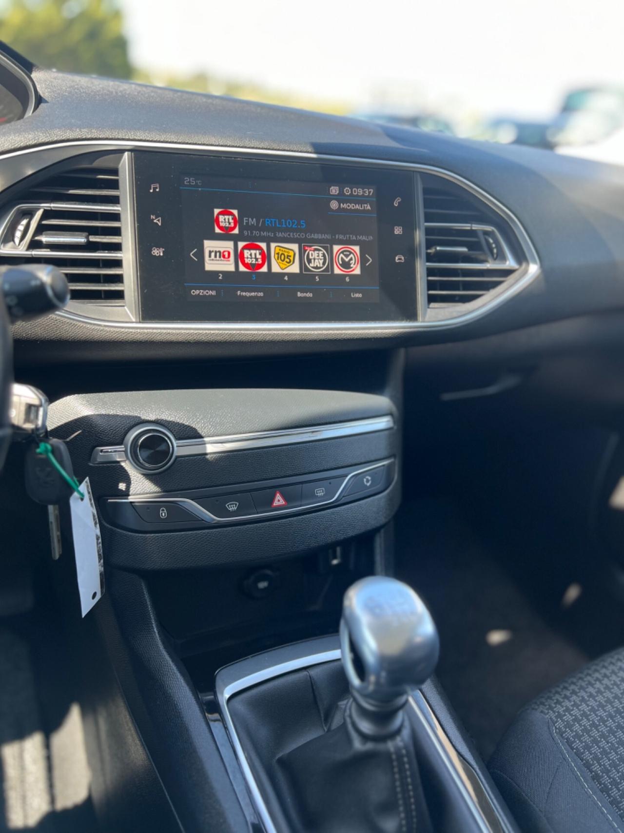 Peugeot 308 BlueHDi 100 S&S SW