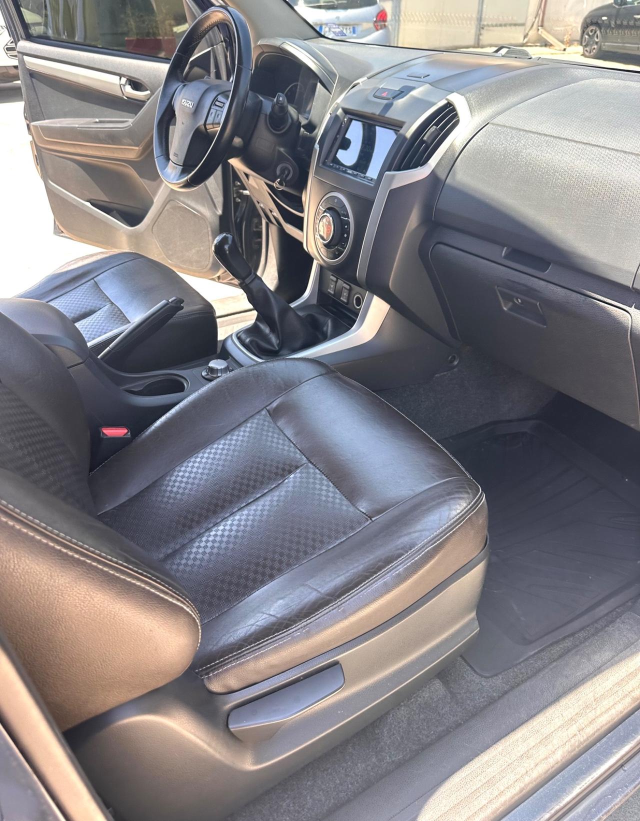 Isuzu D-Max 2.5 Tdi 163cv Crew Cab Quasar 4WD 2014