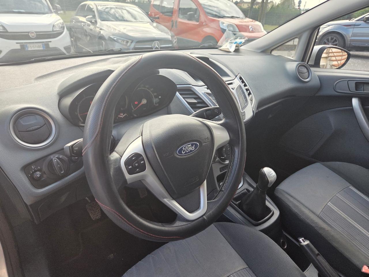 Ford Fiesta 1.2 82 CV 5 porte Titanium