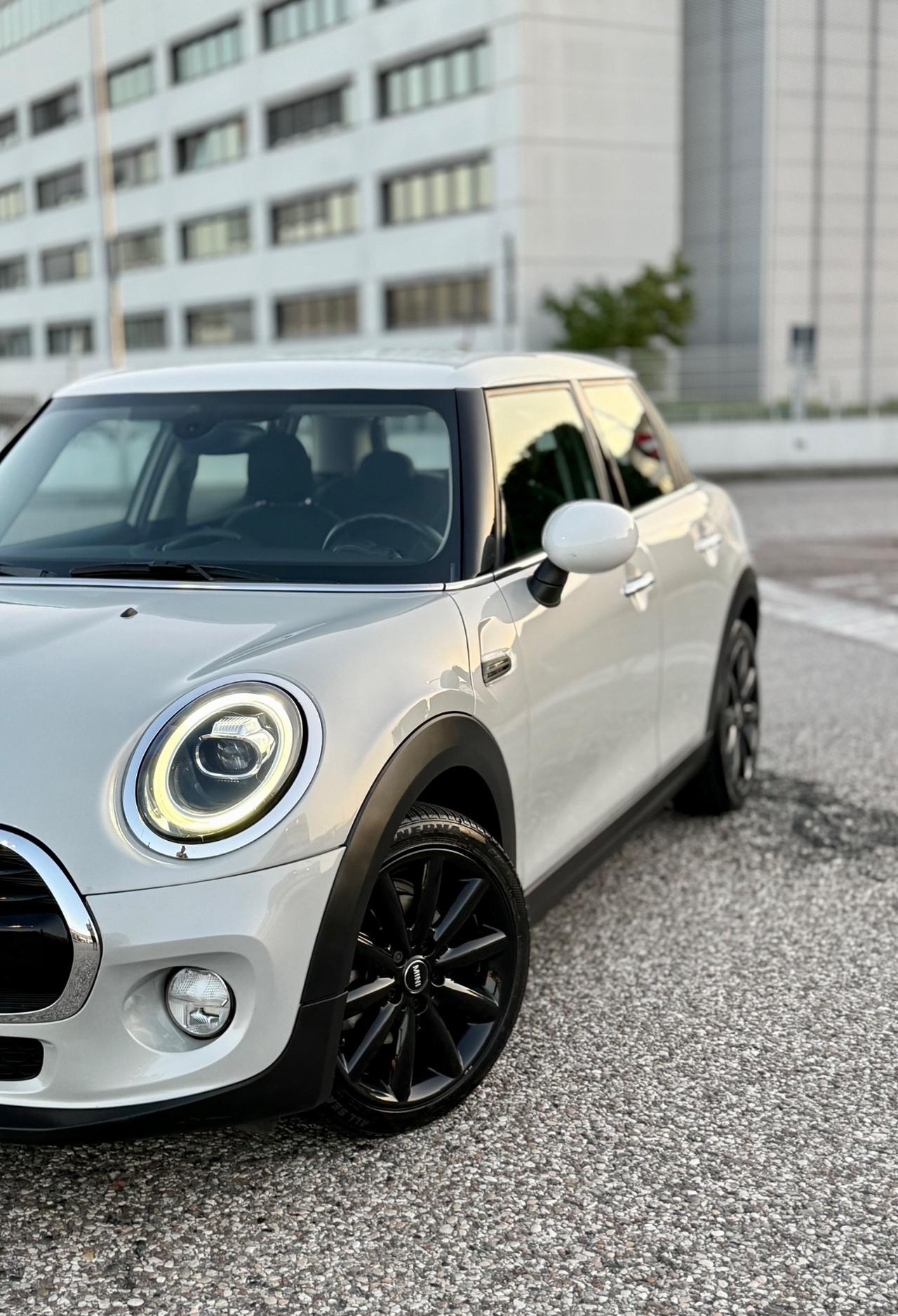 Mini 1.5 Cooper D 5 porte