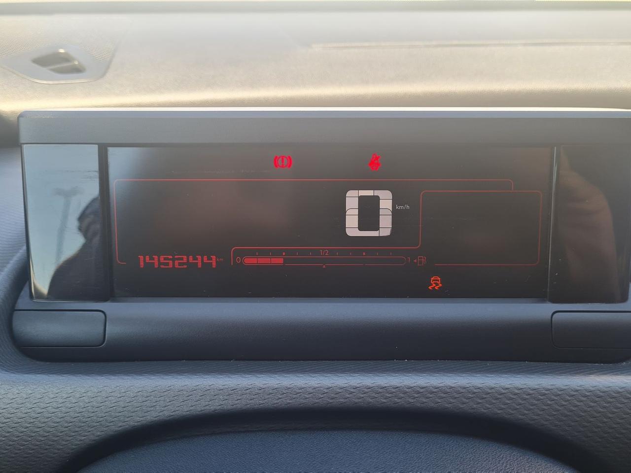 Citroen C4 Cactus 1.6 Blue HDi 100 shine #6620